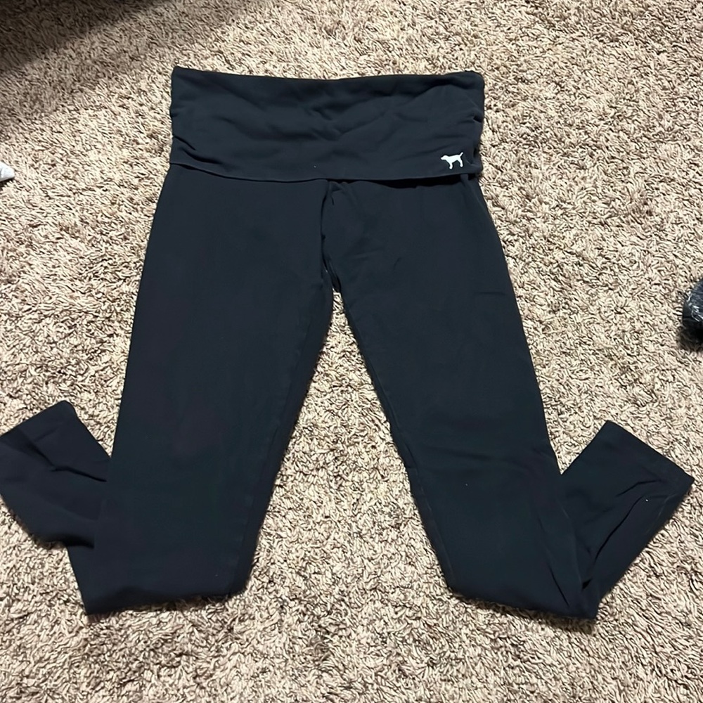 PINK yoga leggings